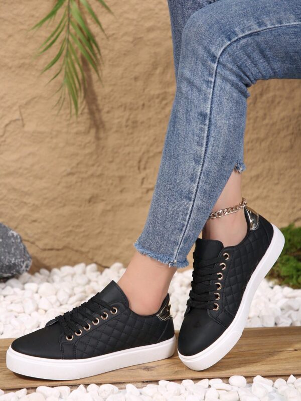 Zapatillas Deportivas Negras Antideslizantes con Cordones - Image 8