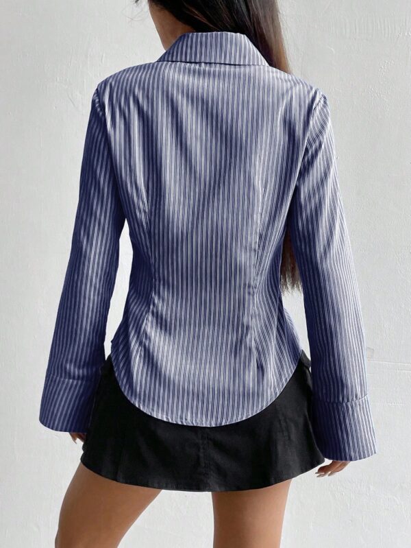 Camisa Casual a Rayas de Manga Larga con Cintura Ajustada - Image 20