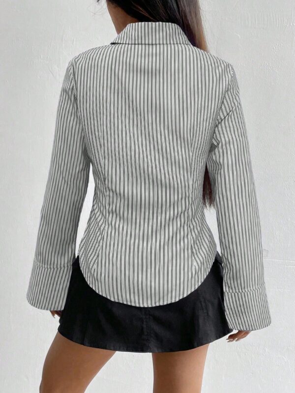 Camisa Casual a Rayas de Manga Larga con Cintura Ajustada - Image 26