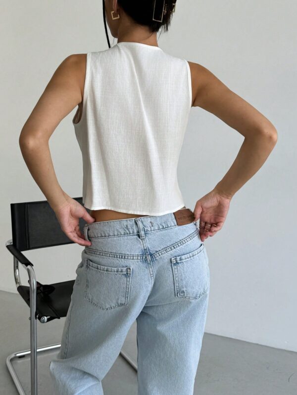 Blusa de Lino Sin Mangas con Lazo Frontal - Image 8