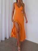 Vestido de Verano con Escote V, Detalles Fruncidos y Abertura