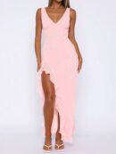 Vestido de Verano con Escote V, Detalles Fruncidos y Abertura