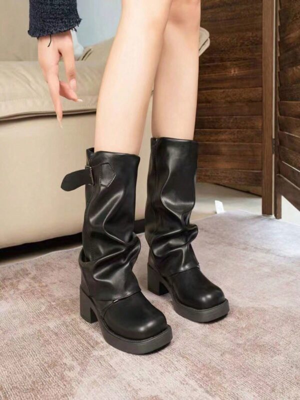 Botas Negras de Estilo Occidental con Hebilla y Suela Gruesa - Image 4