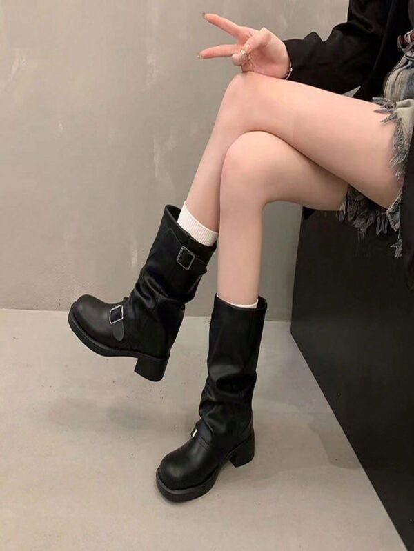 Botas Negras de Estilo Occidental con Hebilla y Suela Gruesa - Image 6