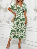 Vestido Largo Elegante de Estampado Tropical con Escote en V y Volantes