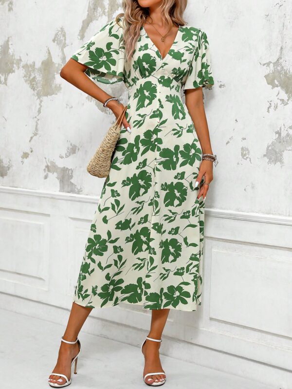 Vestido Largo Elegante de Estampado Tropical con Escote en V y Volantes - Image 18