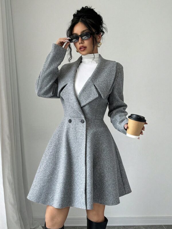 Abrigo Elegante de Cuello Alto y Manga Larga en Tweed - Image 10