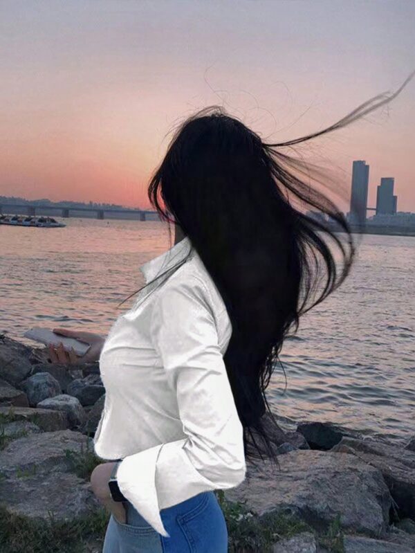 Blusa de Mujer Larga y Simple con Mangas Largas - Image 2