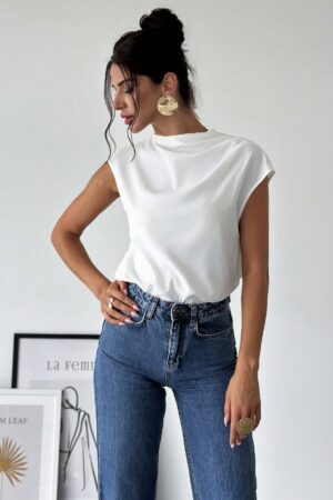 Blusa Elegante Asimétrica con Cuello Mao y Pliegues
