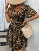Vestido Casual Cuello en V con Mangas Mariposa