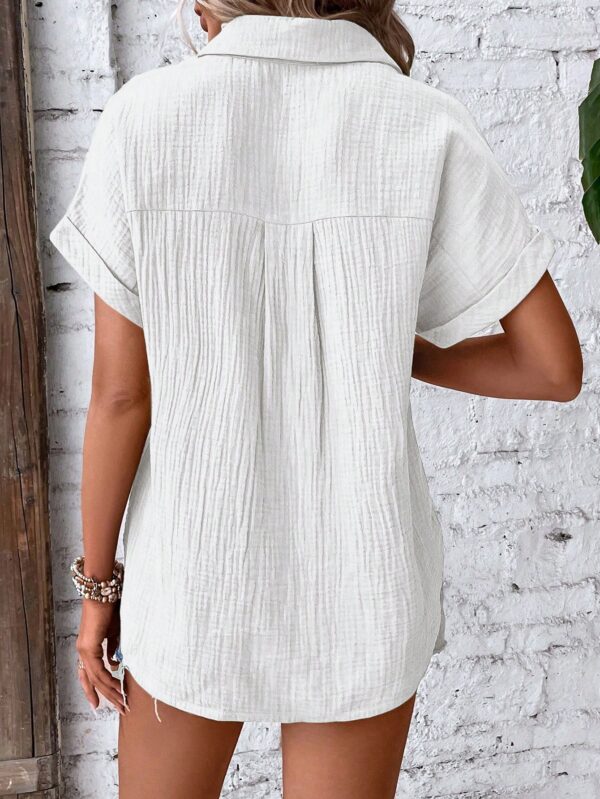 Camisa Azul Marino con Detalles Texturados y Mangas Batwing - Image 15
