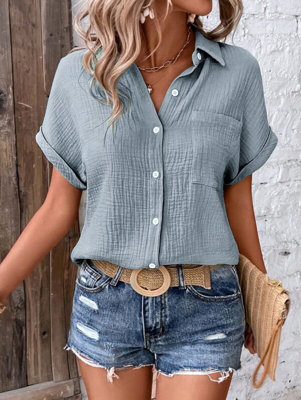 Camisa Azul Marino con Detalles Texturados y Mangas Batwing - Image 3