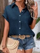 Camisa Azul Marino con Detalles Texturados y Mangas Batwing