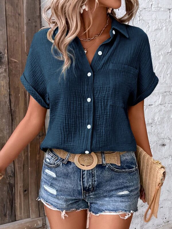 Camisa Azul Marino con Detalles Texturados y Mangas Batwing - Image 11