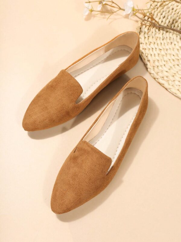 Mocasines Elegantes de Gamuza Negra con Punta Afilada - Image 11