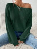 Sweater de Cuello Asimétrico en Punto Cafí Solido