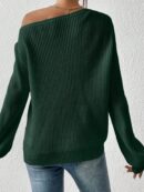 Sweater de Cuello Asimétrico en Punto Cafí Solido