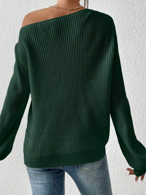 Sweater de Cuello Asimétrico en Punto Cafí Solido - Image 74
