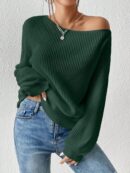 Sweater de Cuello Asimétrico en Punto Cafí Solido
