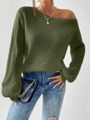 Sweater de Cuello Asimétrico en Punto Cafí Solido