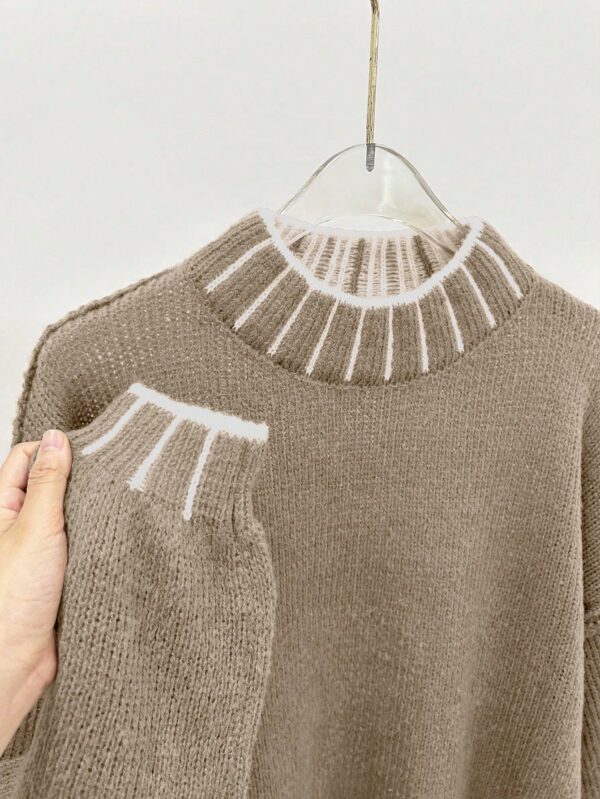 Sweater Casual Oversize con Cuello y Puños Estampados - Image 22