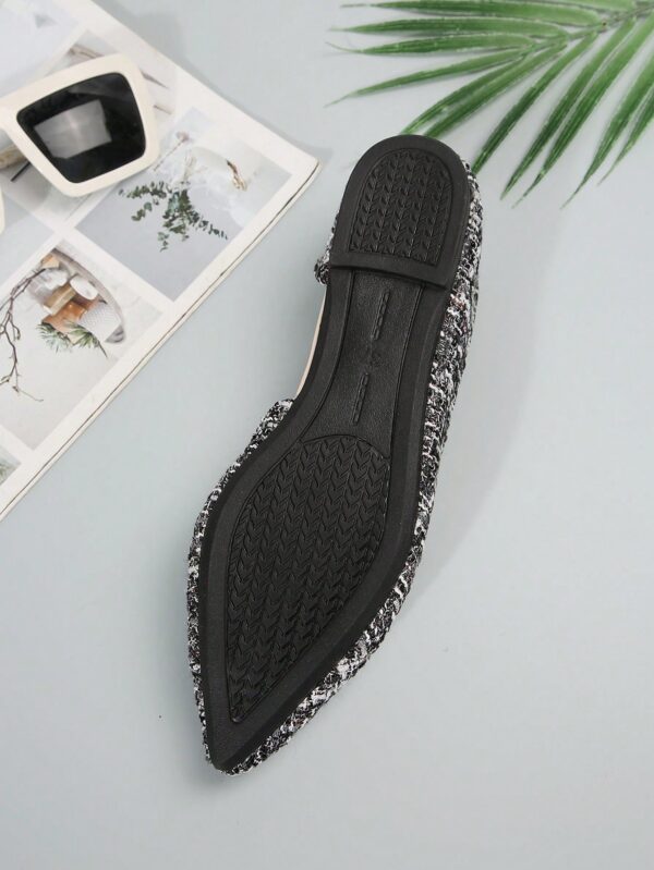 Zapatos de Mujer Planos con Detalles Calados, Cómodos y Antideslizantes - Image 66