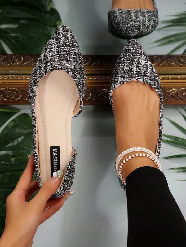 Zapatos de Mujer Planos con Detalles Calados, Cómodos y Antideslizantes - Image 63