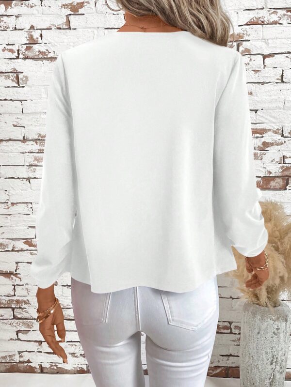 Chaqueta Elegante Negra con Mangas Plisadas Largas - Image 23