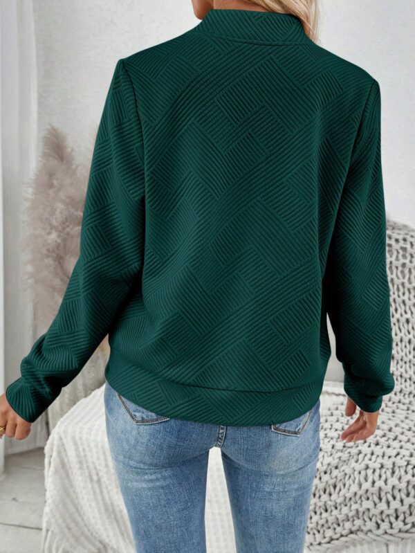 Chaqueta Tejida Jacquard Casual en Color Caqui - Image 45