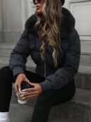 Chaqueta Acolchada Urbana de Cuello Peludo y Cintura Ajustada