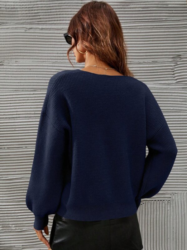 Sweater V-Neck con Hombros Caídos Estilo Francés - Image 44
