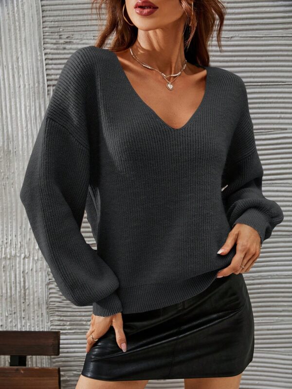 Sweater V-Neck con Hombros Caídos Estilo Francés - Image 65