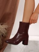 Botas Tobilleras de Taco Grueso y Ajuste Slim, Ideal para Vestido Negro