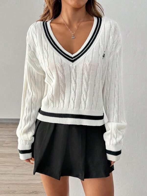 Sweater a Rayas con Cuello en V y Manga Larga - Image 3