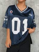 Camiseta Deportiva de Malla con Estampado de Números y Letras
