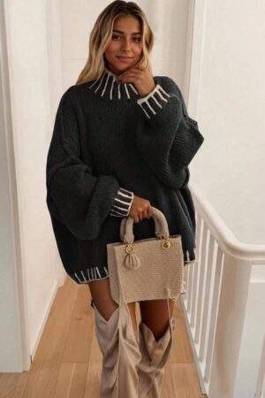 Sweater Casual Oversize con Cuello y Puños Estampados