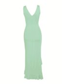 Vestido de Verano con Escote V, Detalles Fruncidos y Abertura