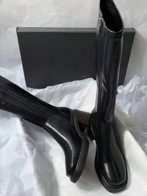 Botas Altas de Cuero con Tacón Cuadrado y Punta Cuadrada - Image 2