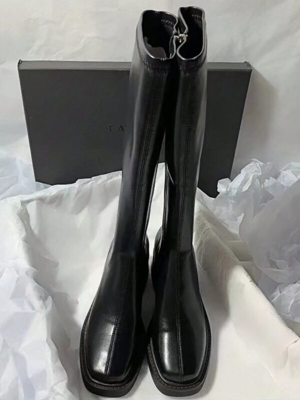 Botas Altas de Cuero con Tacón Cuadrado y Punta Cuadrada - Image 3