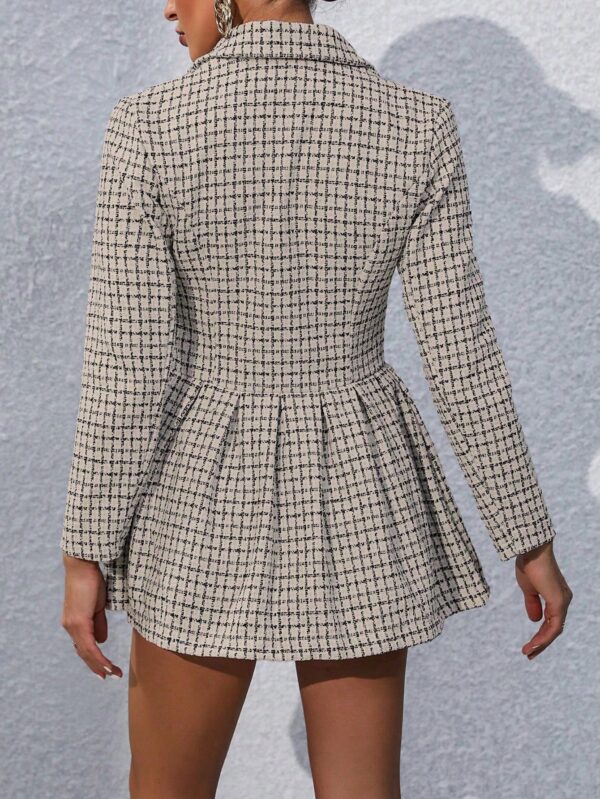 Abrigo Tweed Plisado con Doble Botonadura y Cuello Solapa - Image 27