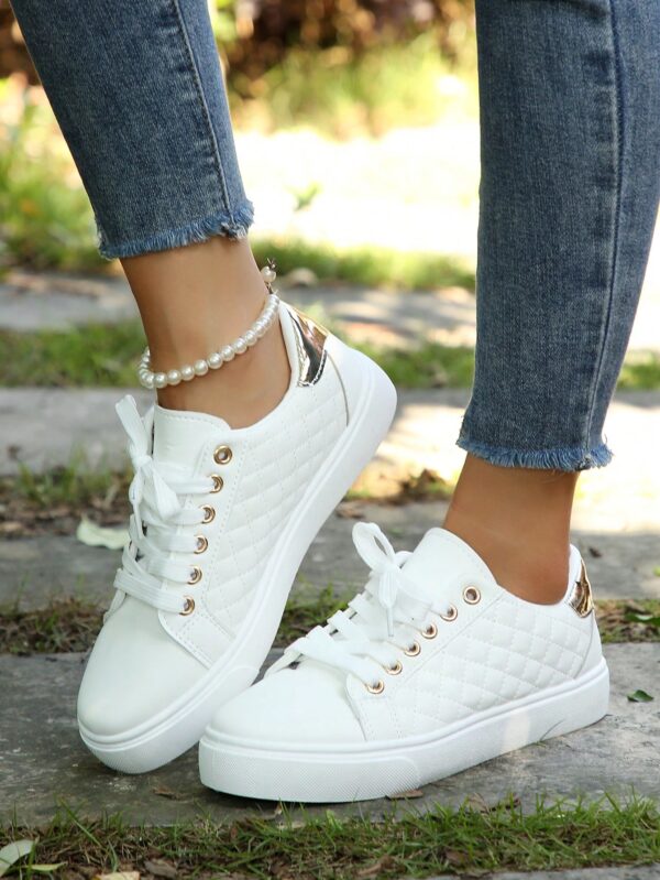 Zapatillas Deportivas Negras Antideslizantes con Cordones - Image 17