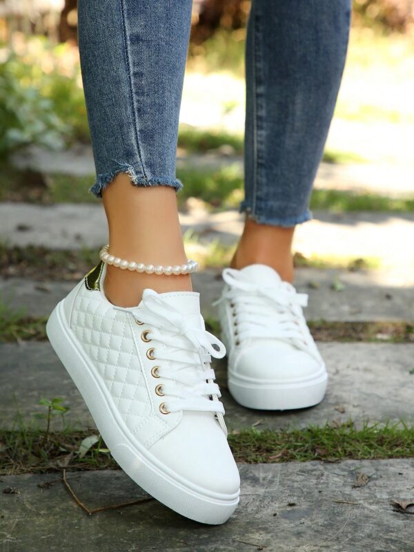 Zapatillas Deportivas Negras Antideslizantes con Cordones - Image 15