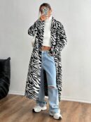 Abrigo Largo con Cuello Solapa y Manga Larga