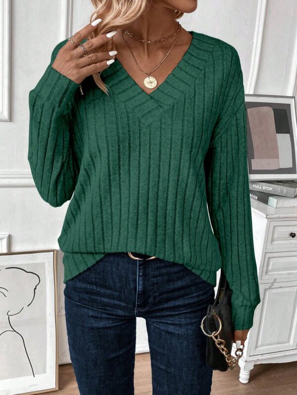 Sudadera Casual de Cuello V con Manga Larga y Hombros Caídos - Image 12