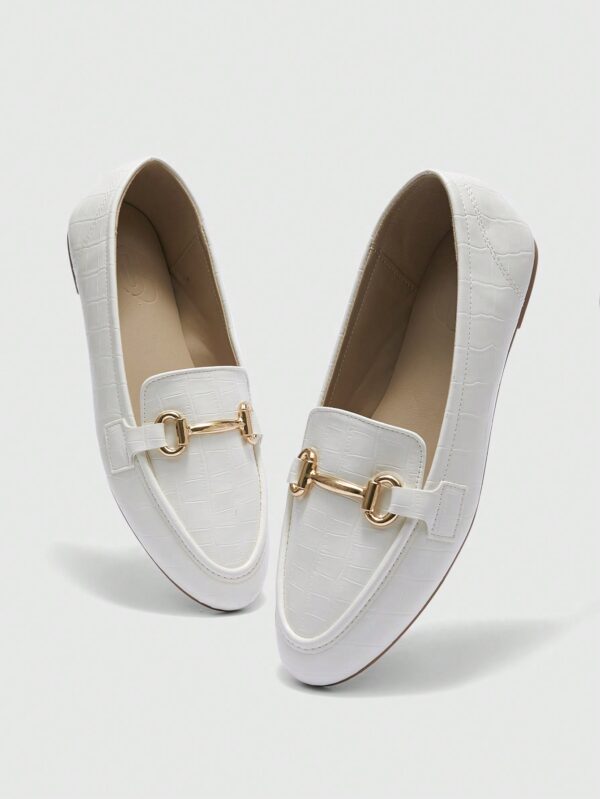 Mocasines de Mujer con Hebilla Metálica y Tacón Plano - Image 38
