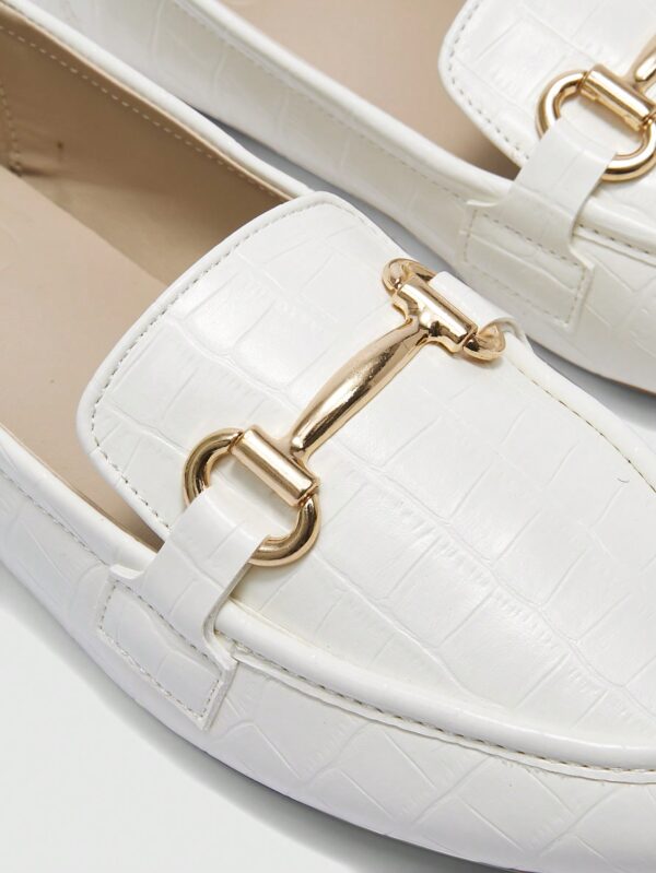 Mocasines de Mujer con Hebilla Metálica y Tacón Plano - Image 43