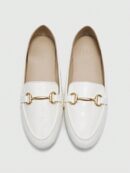 Mocasines de Mujer con Hebilla Metálica y Tacón Plano