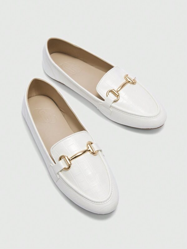 Mocasines de Mujer con Hebilla Metálica y Tacón Plano - Image 42
