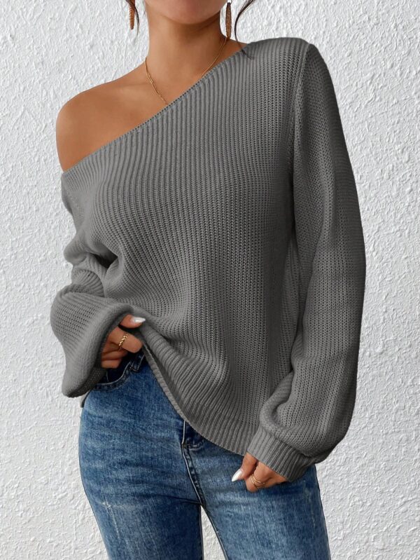 Sweater de Cuello Asimétrico en Punto Cafí Solido - Image 72