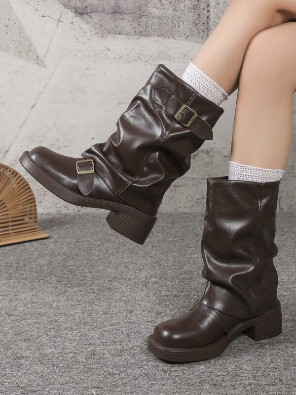 Botas Negras de Estilo Occidental con Hebilla y Suela Gruesa - Image 10